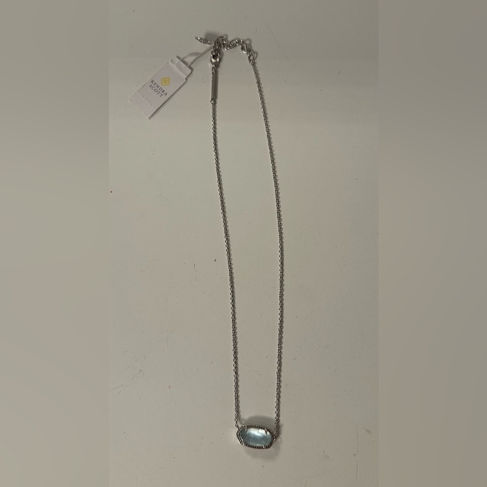 NWT Kendra Scott Elisa Silver Pendant Light Blue Necklace